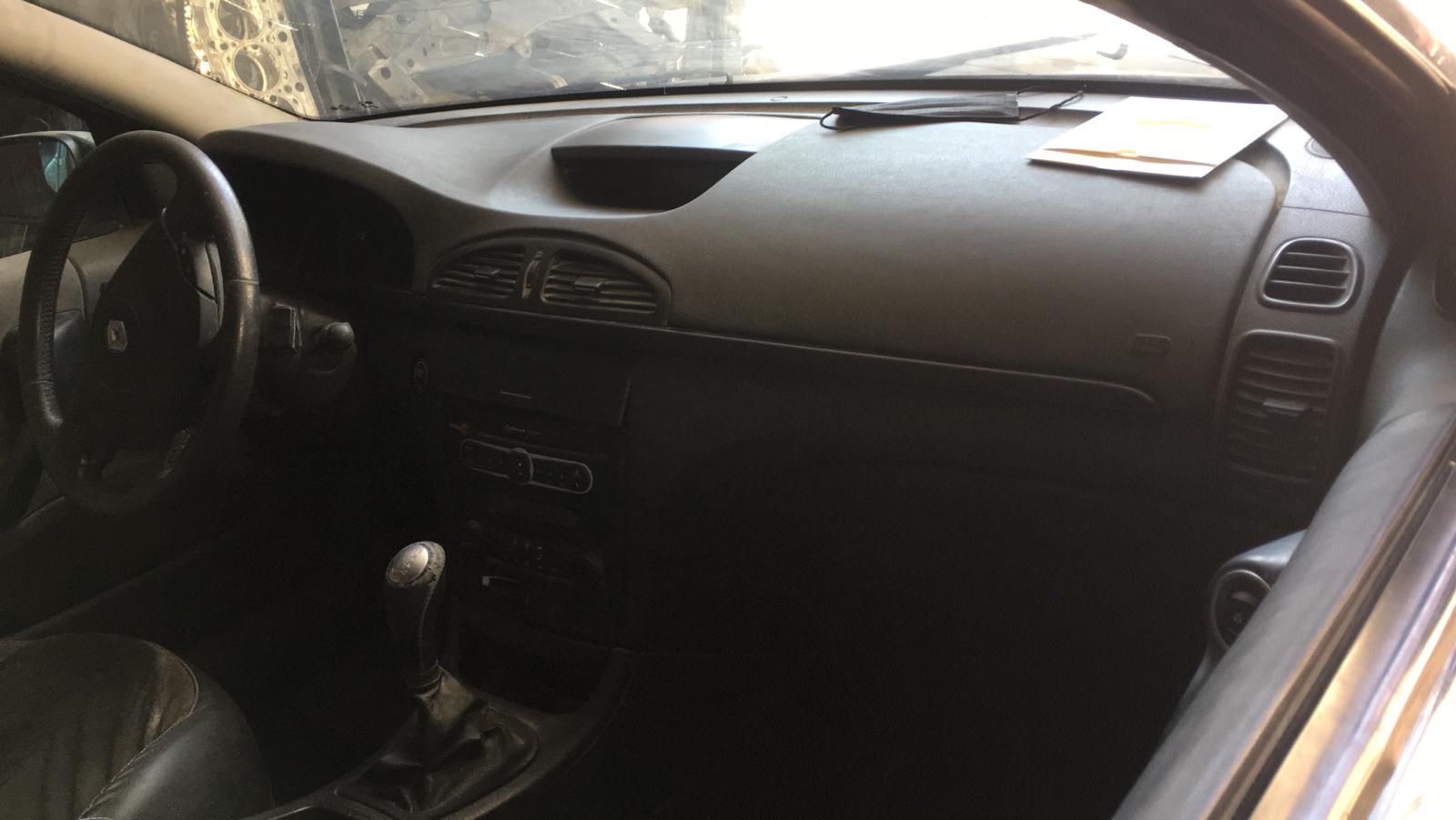 renault-laguna-2-cikma-orijinal-gogus-set Renault Laguna 2 Çıkma Orijinal Göğüs Set