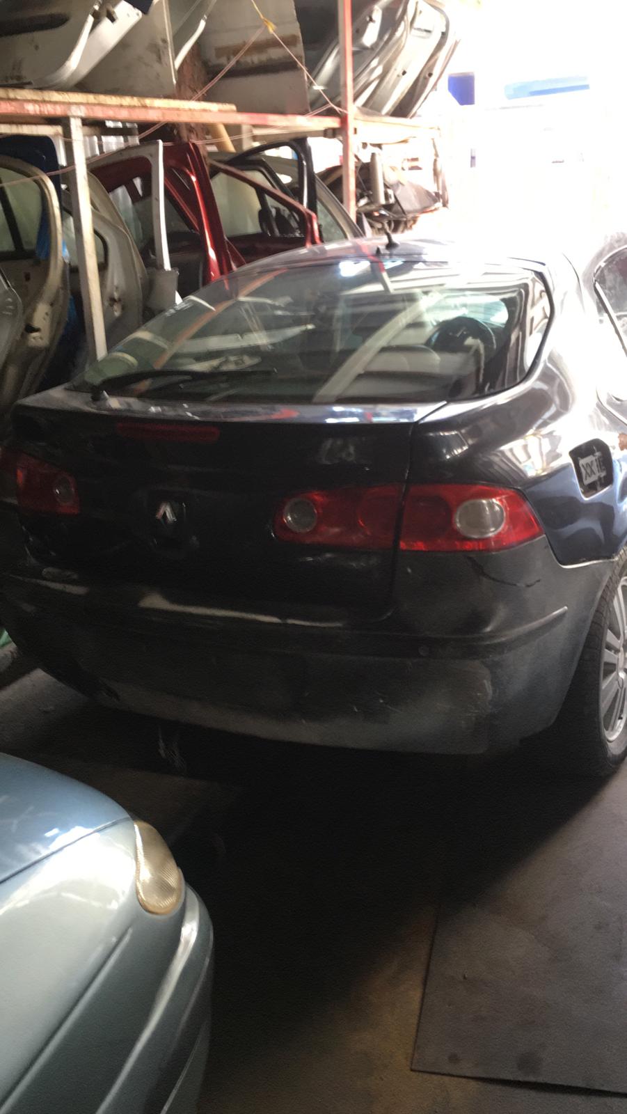 renault-laguna-2-cikma-orijinal-komple-arka Renault Laguna 2 Çıkma Orijinal Komple Arka