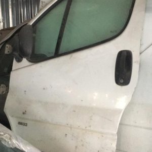 Renault Traffic Çıkma Orijinal Sol Ön Kapı
