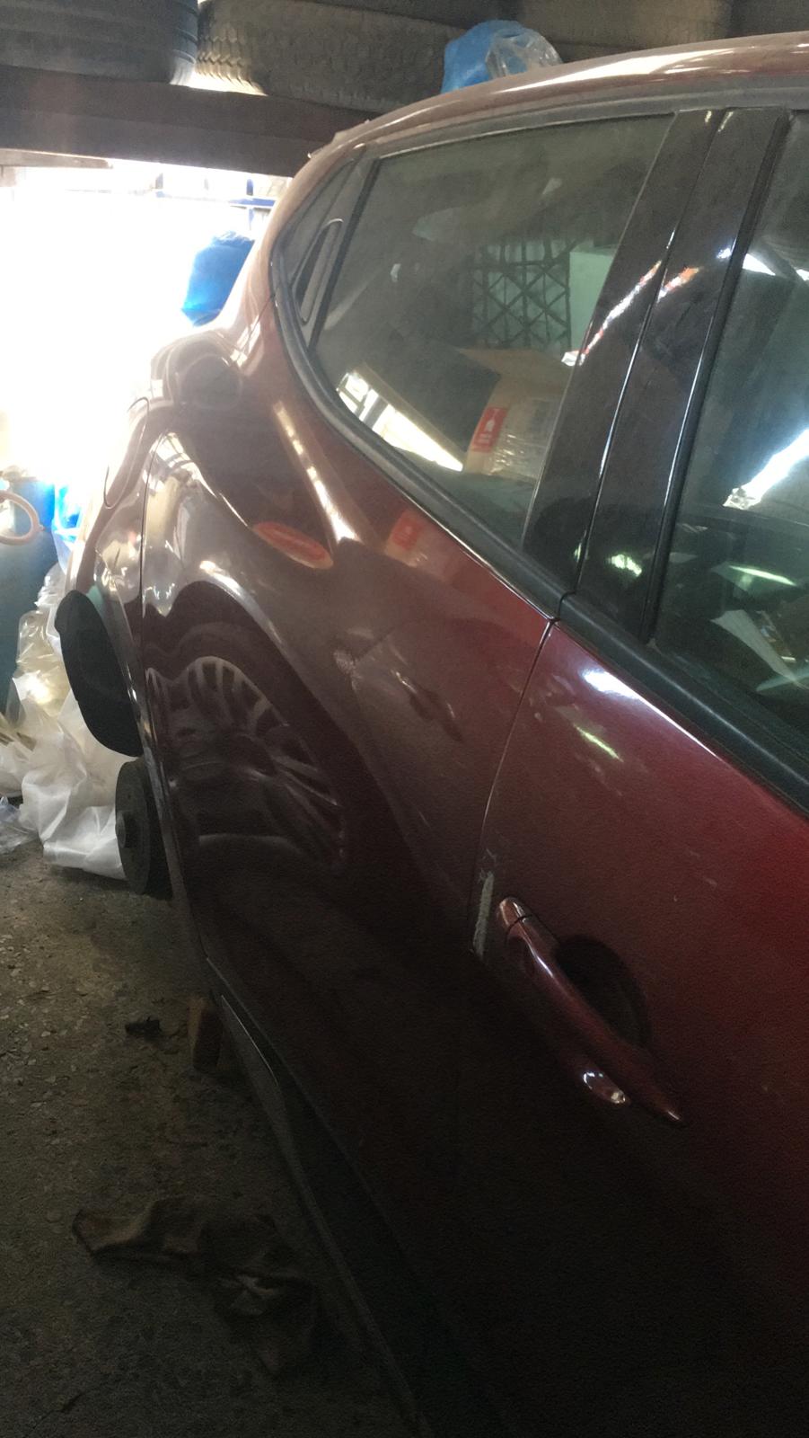 renault-clio-4-cikma-orijinal-sag-arka-kapi Renault Clio 4 Çıkma Orijinal Sağ Arka Kapı