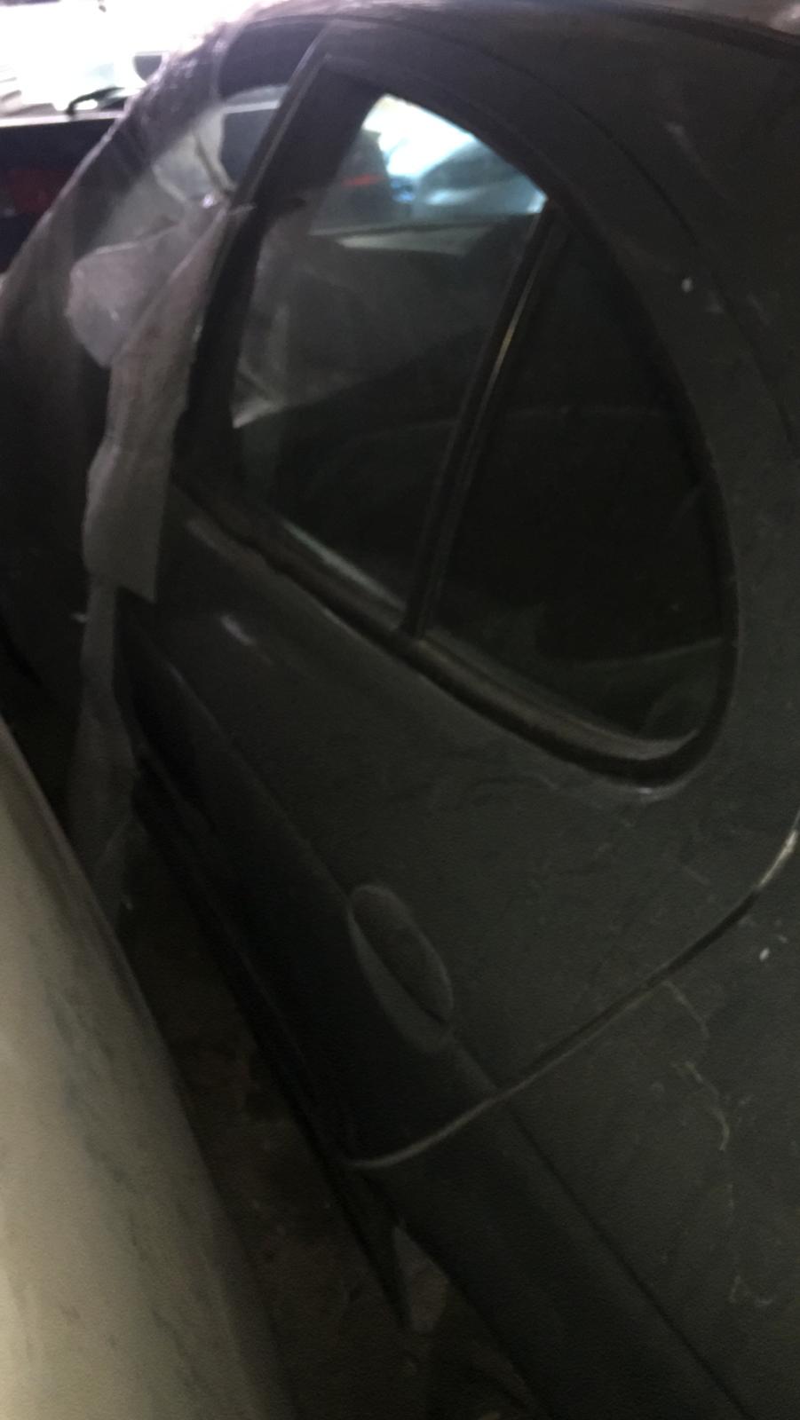 renault-megane-1-cikma-orijinal-sol-arka-kapi Renault Megane 1 Çıkma Orijinal Sol Arka Kapı
