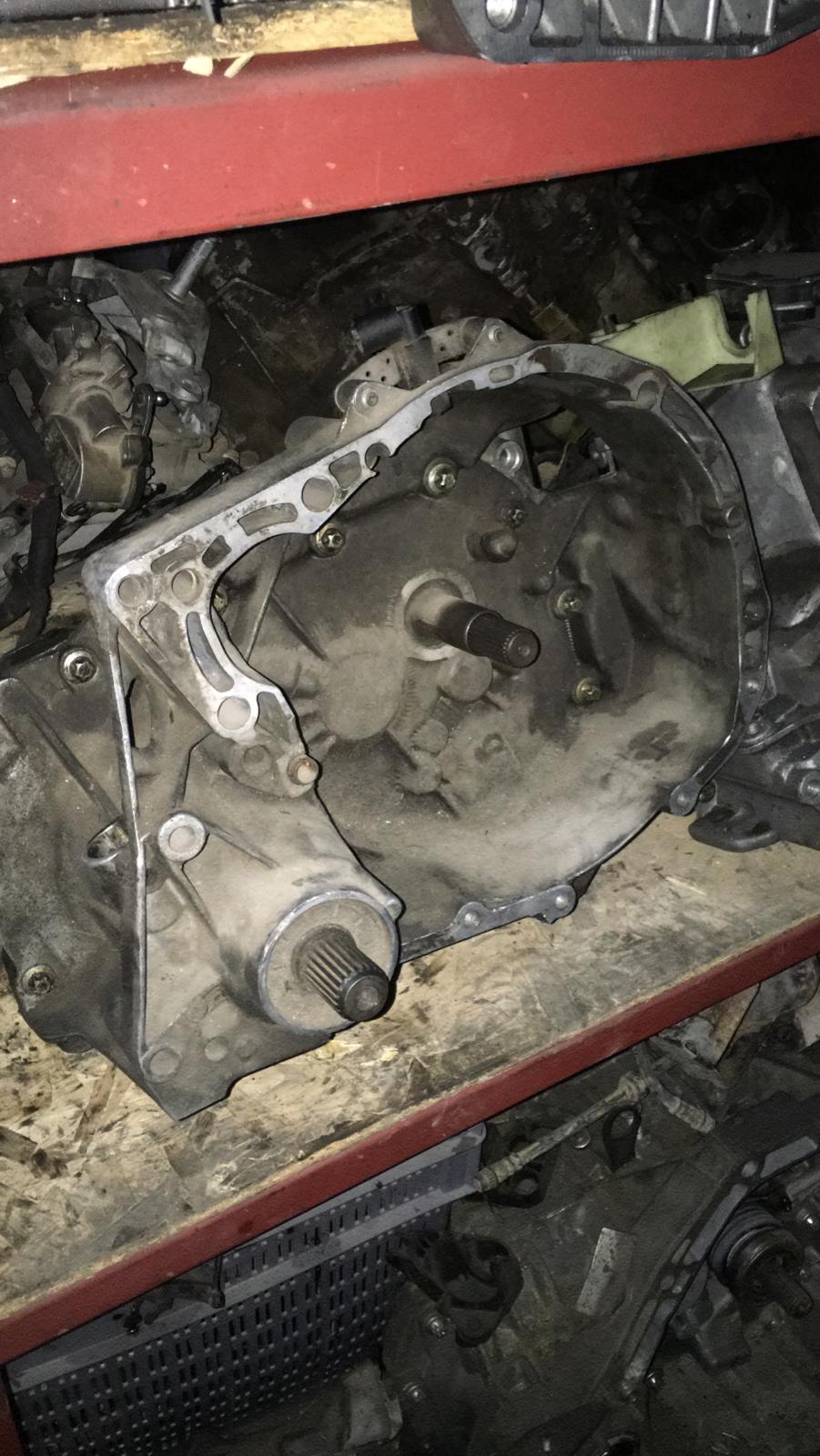 renault-kangoo-cikma-orijinal-sanzıman Renault Kangoo Çıkma Orijinal Şanzıman