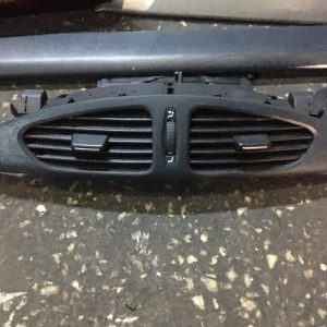 Renault Laguna 2 Çıkma Orijinal Orta Üfleme