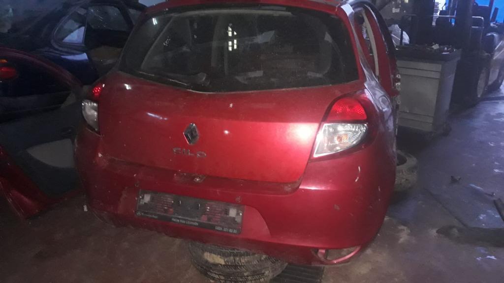 renault-clio-3-cikma-orijinal-komple-arka Renault Clio 3 Çıkma Orijinal Komple Arka