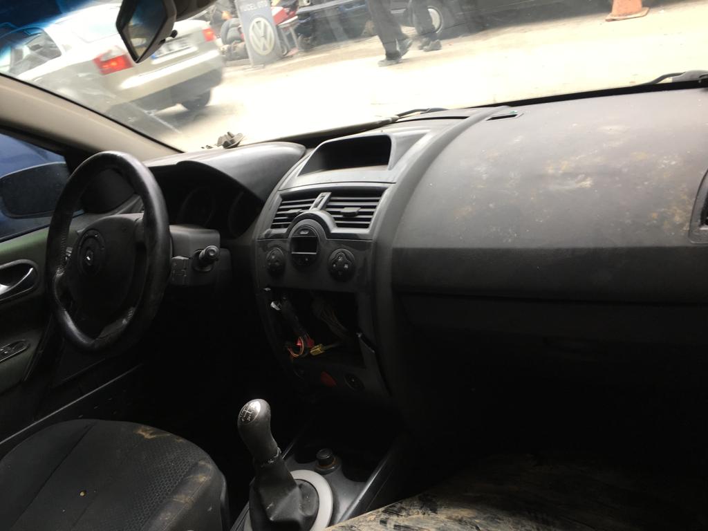 renault-megane-2-cikma-orijinal-komple-gogus-seti Renault Megane 2 Çıkma Orijinal Komple Göğüs Seti