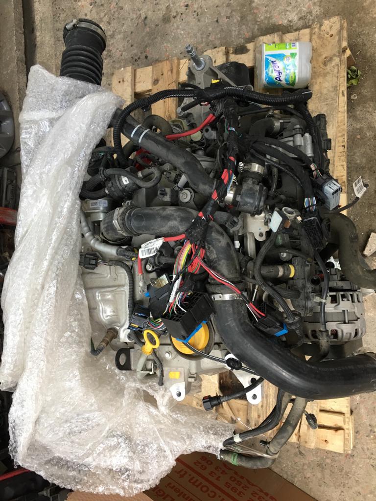 renault-clio-4-0.9-tce-sifir-sandik-motor Renault Clio 4 0.9 TCe Sıfır Sandık Motor