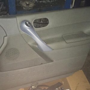 Renault Megane 2 Çıkma Orijinal Sağ Döşeme