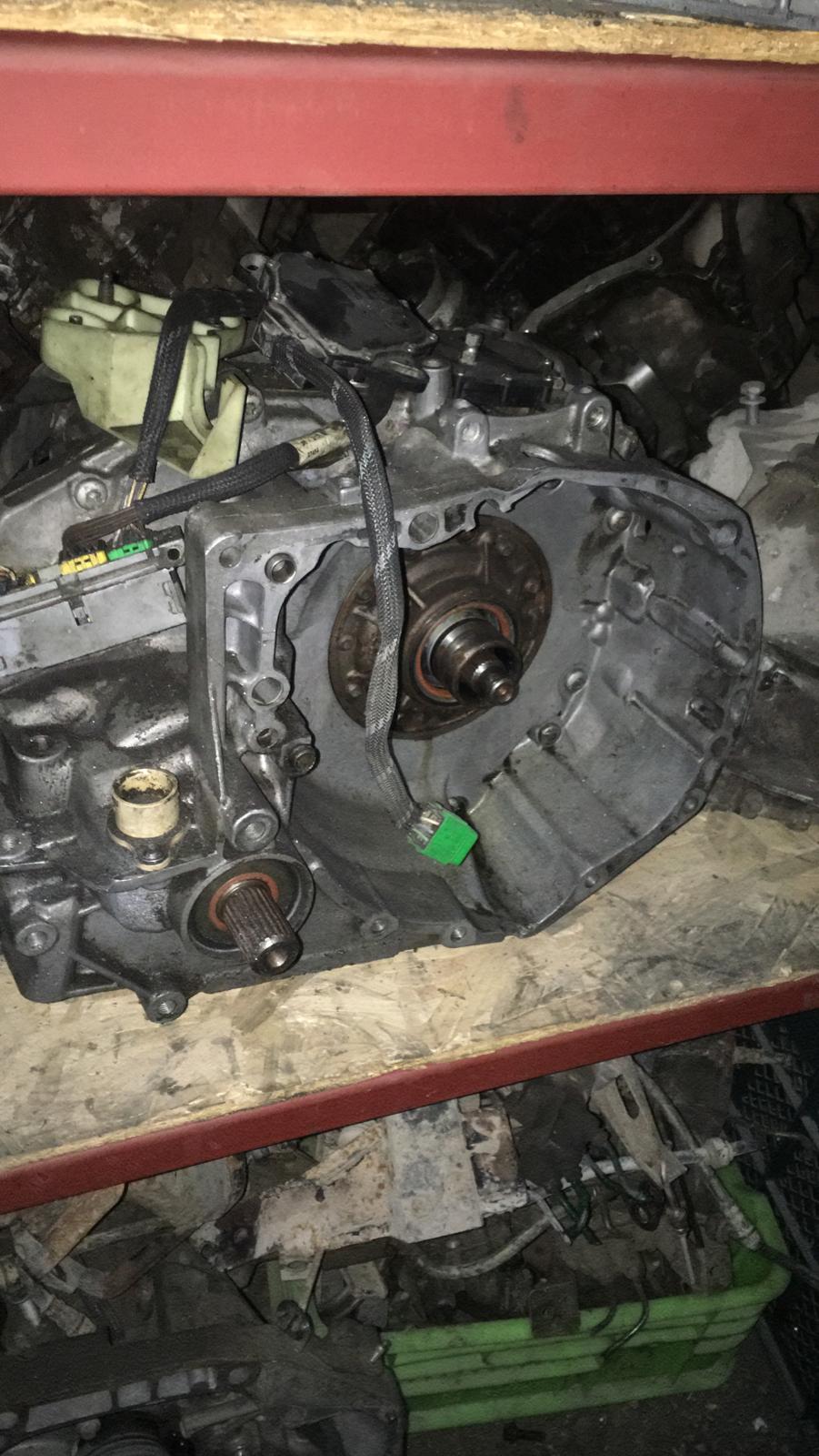 renault-megane-cikma-orijinal-benzinli-otomatik-sanzıman Renault Megane Çıkma Orijinal Benzinli Otomatik Şanzıman