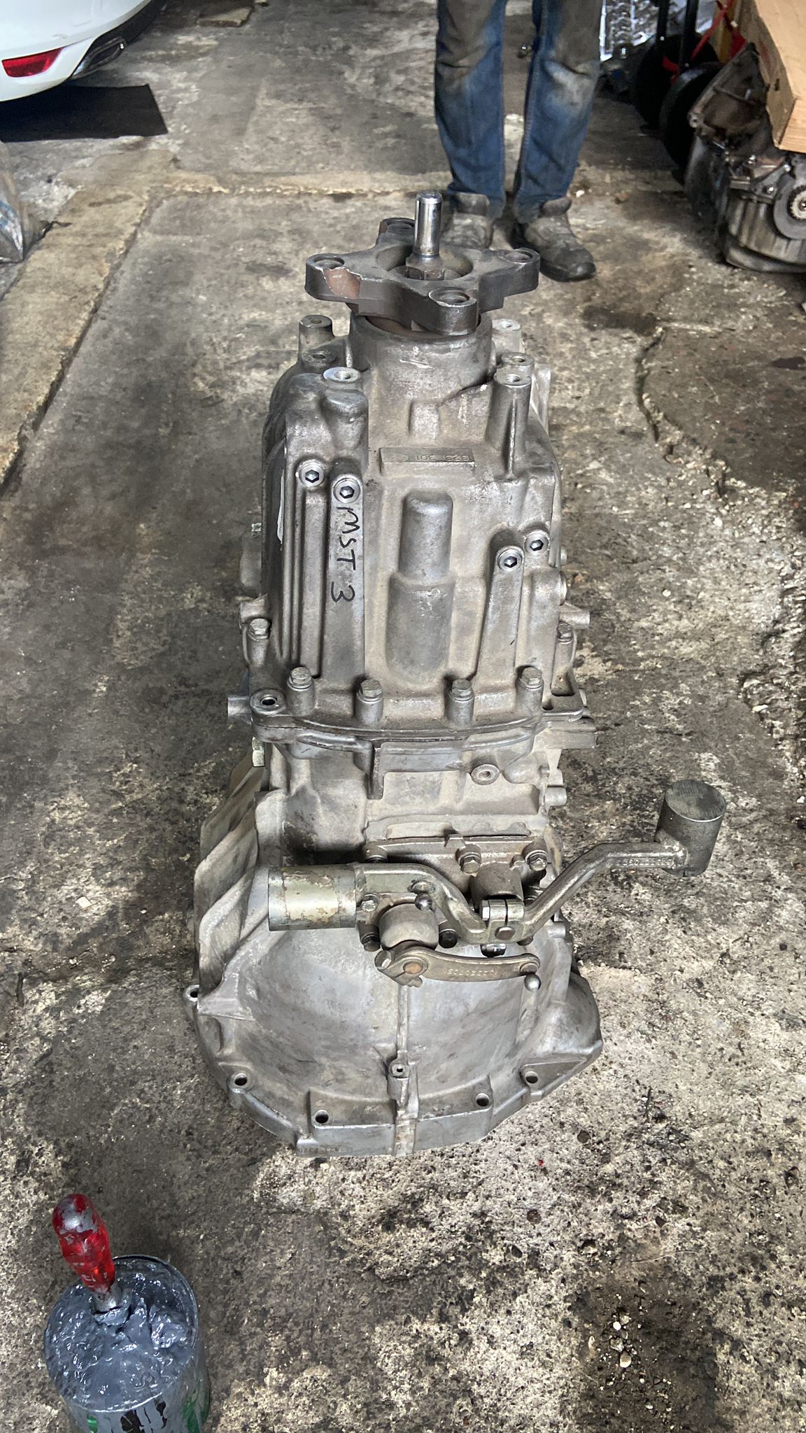 Renault master 3 arkadan itişli çıkma orjinal şanzıman Renault master 3 arkadan itişli çıkma orjinal şanzıman