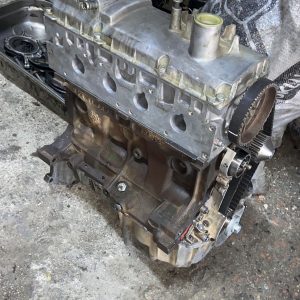 Renault kangoo 1.4 8v çıkma orjinal gövde motor